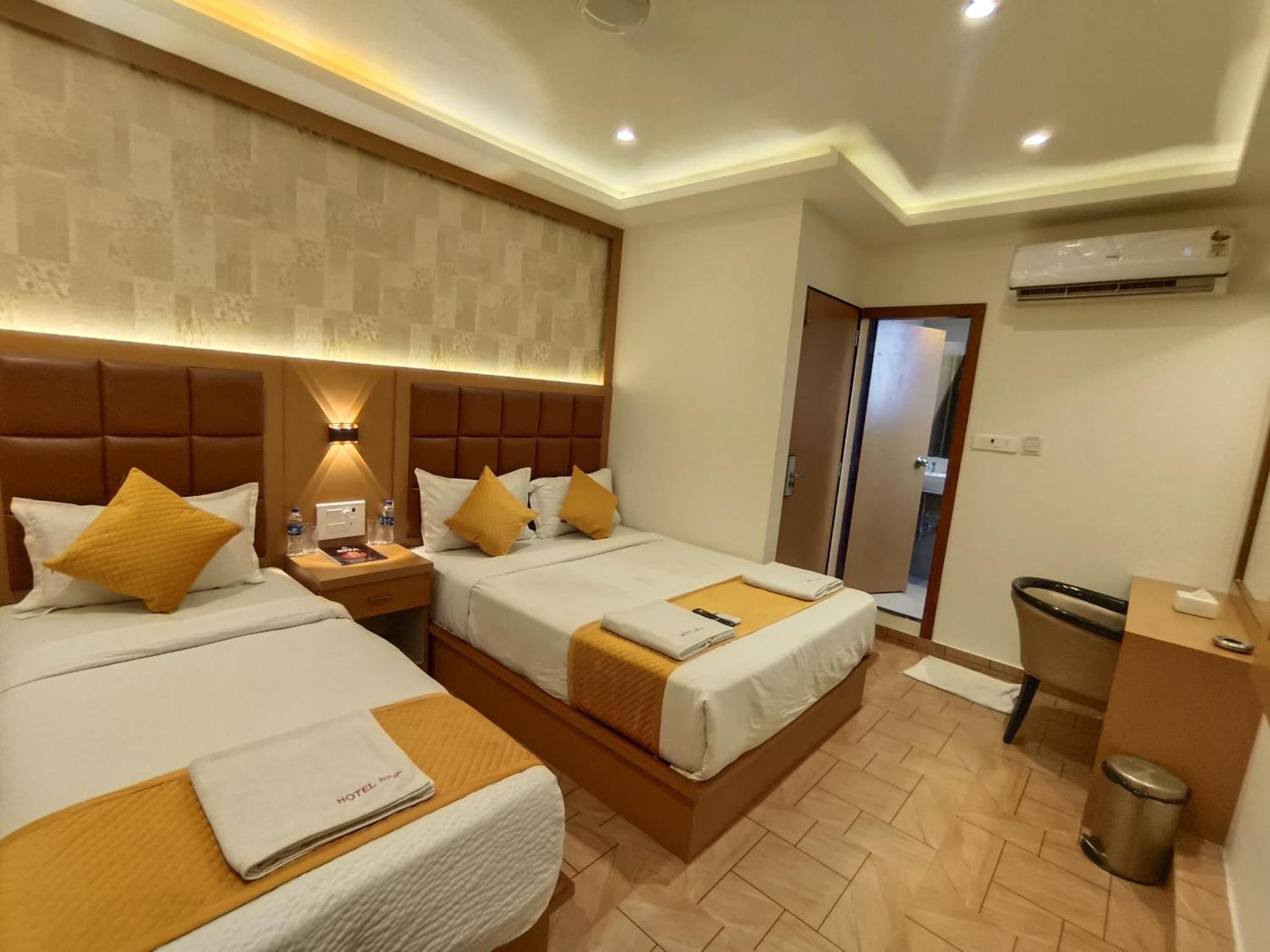 Hotel Riva International Goregaon- Near Nesco — Photos 1